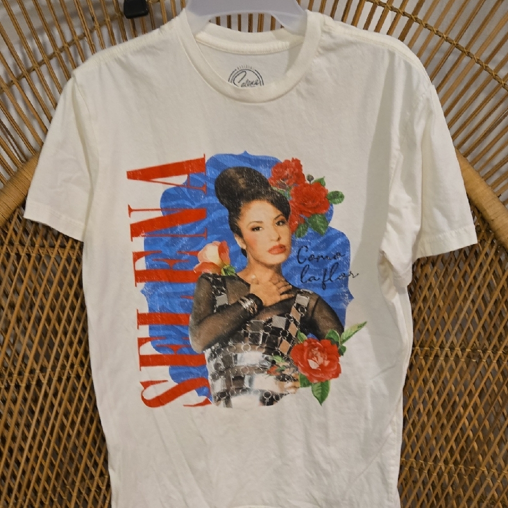 Selena T-shirt